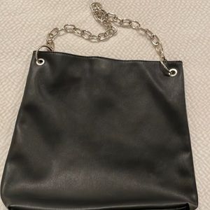 Black forever21 chain handle bag